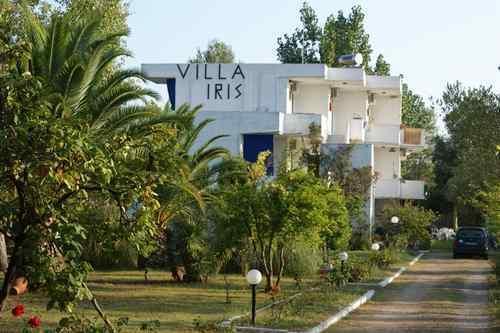 Villa Iris Studios ออร์โมส ปานากีอาส ภายนอก รูปภาพ